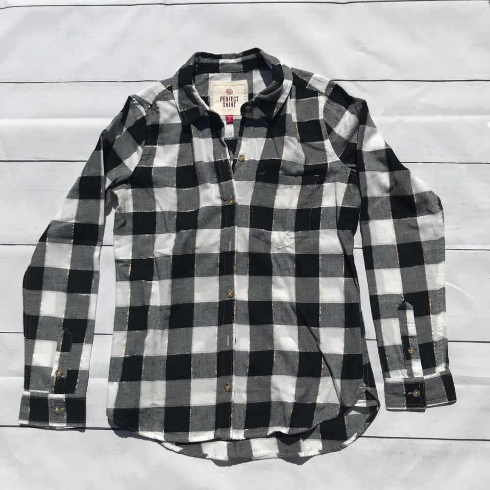 Long Sleeved Plaid Shirt